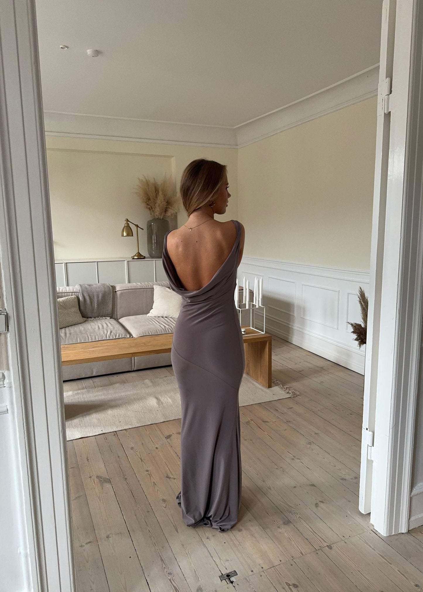 Ellanor™ Maxikleid- Taupe